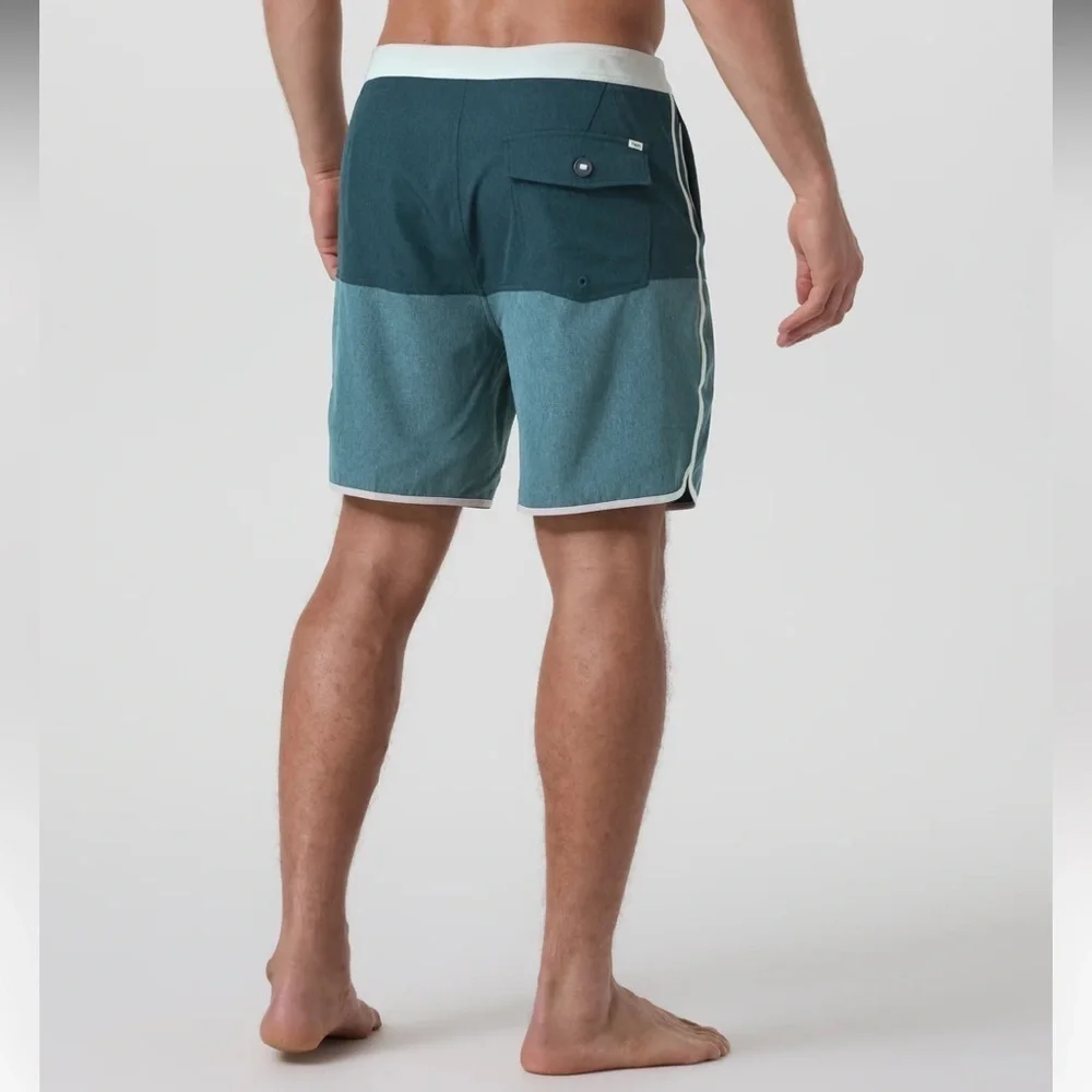 Vuori Cruise Boardshort Size 32 Color: Deep Sea Colorblock NWT